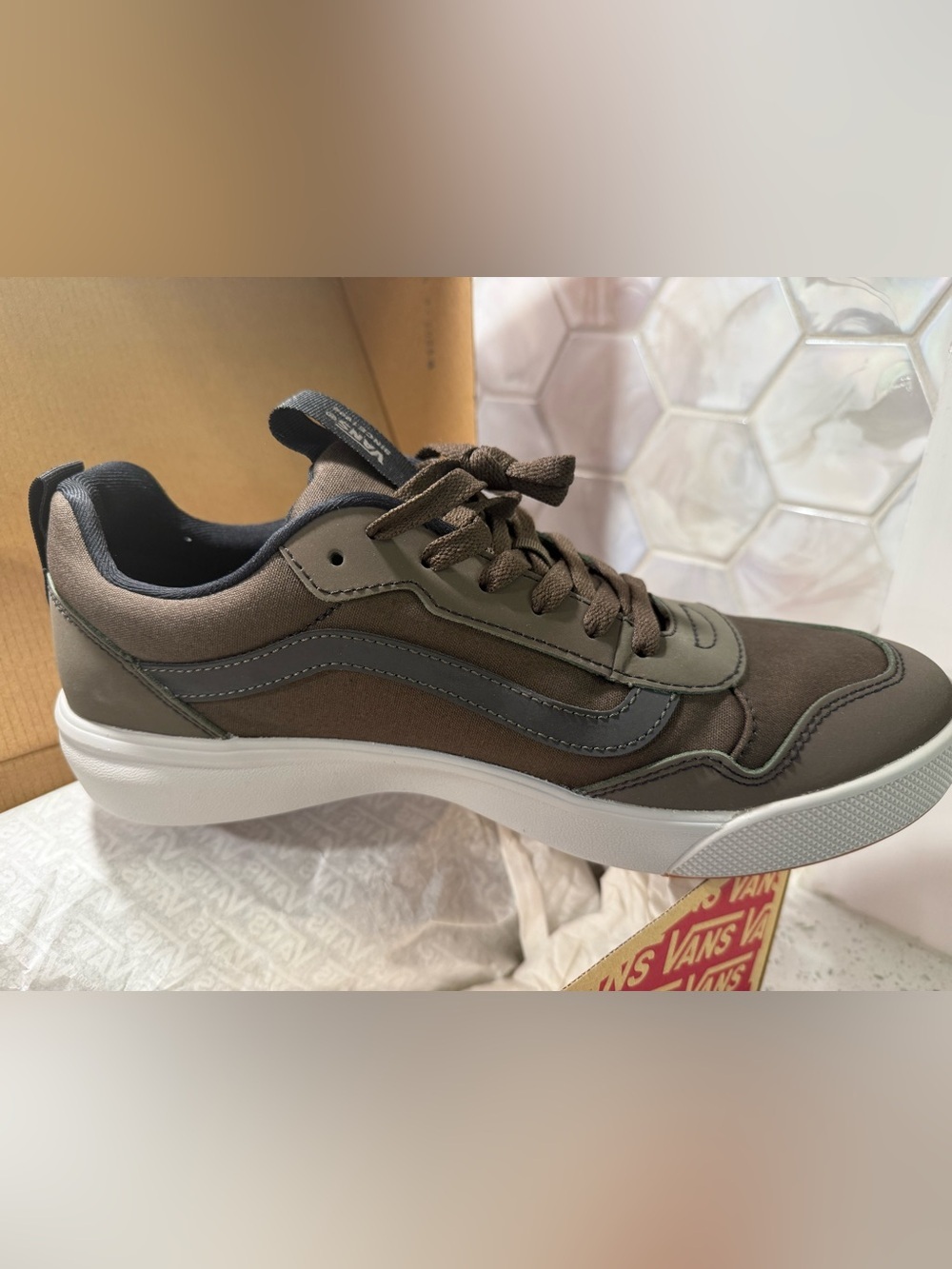 Vans Mens Range EXP Sneaker Low Reflective Coal Brown Colorway Sz 11.5 New Box